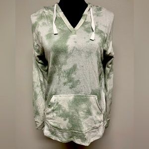 Pale Green and White TieDye Long Sleeve Hooded Top